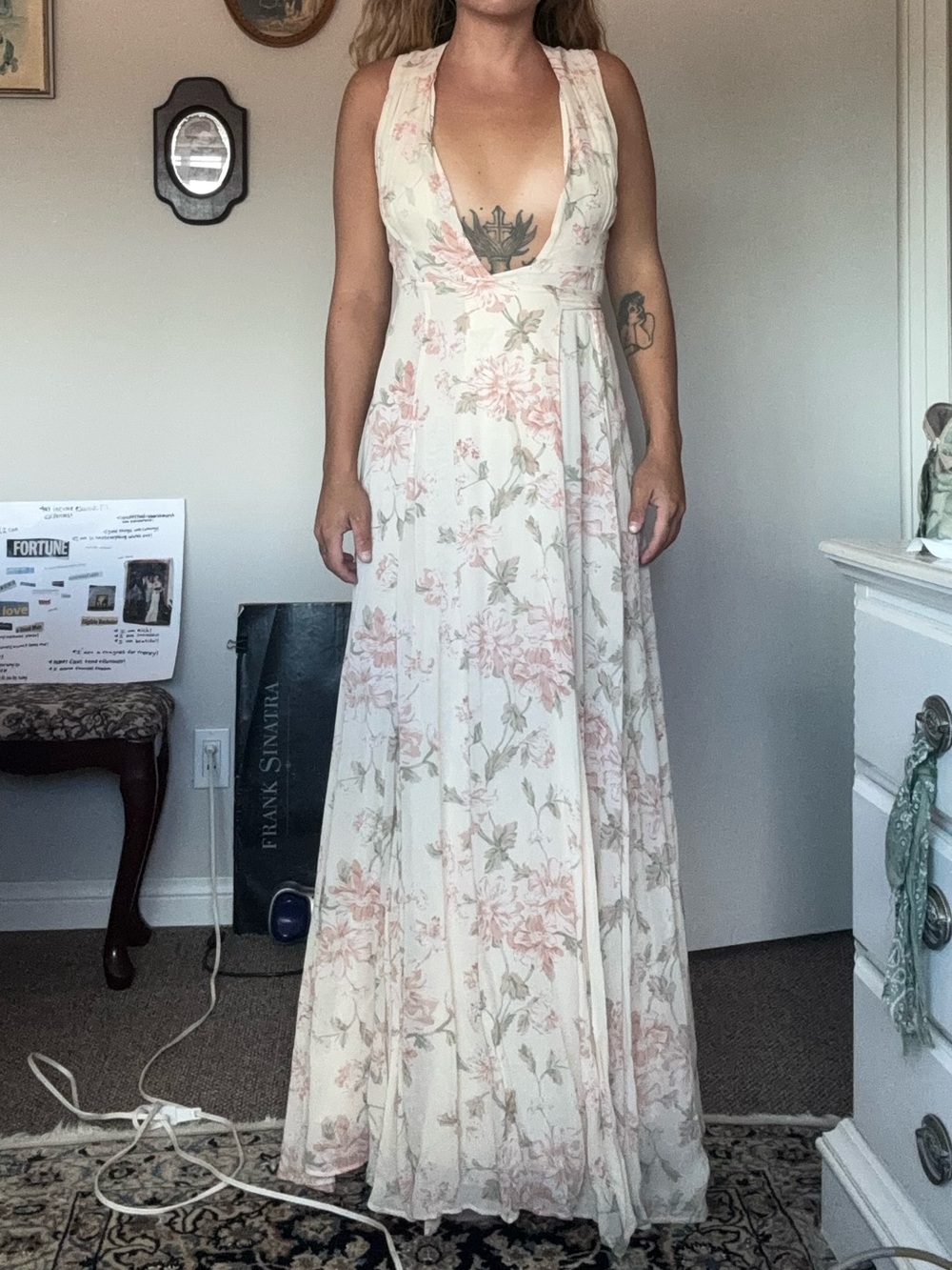 Dress - Picture 3 of 11